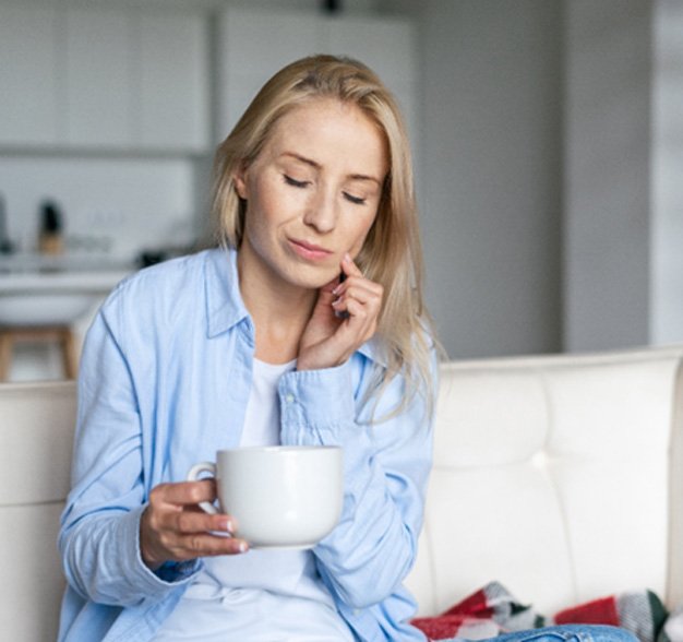 Woman with toothache