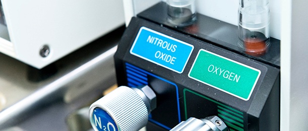 Closeup of nitrous oxide and oxygen nozzles